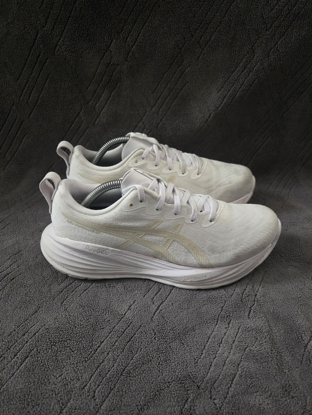 Asics Gel-Cumulus 27 Running Shoes Womens Sz 7.5 Athletic Sneakers Trainer White